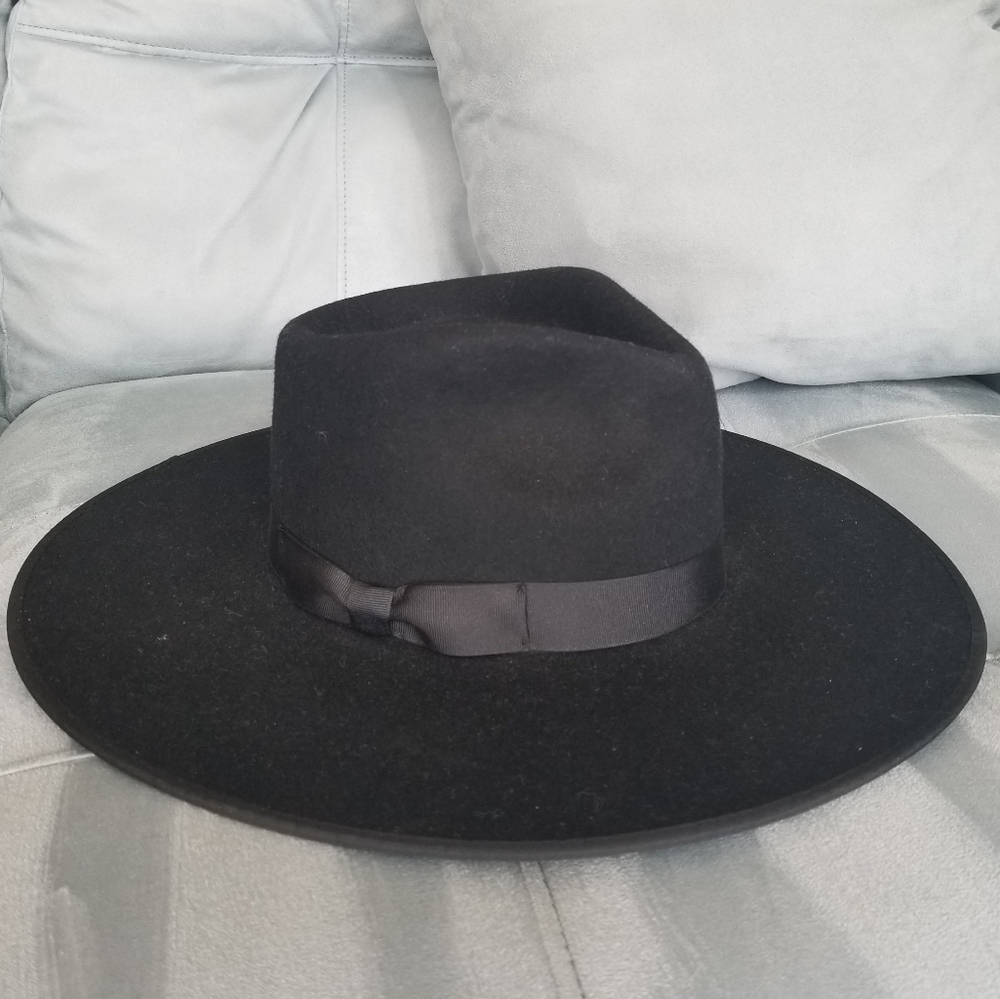 Lack of Color Noir Rancher